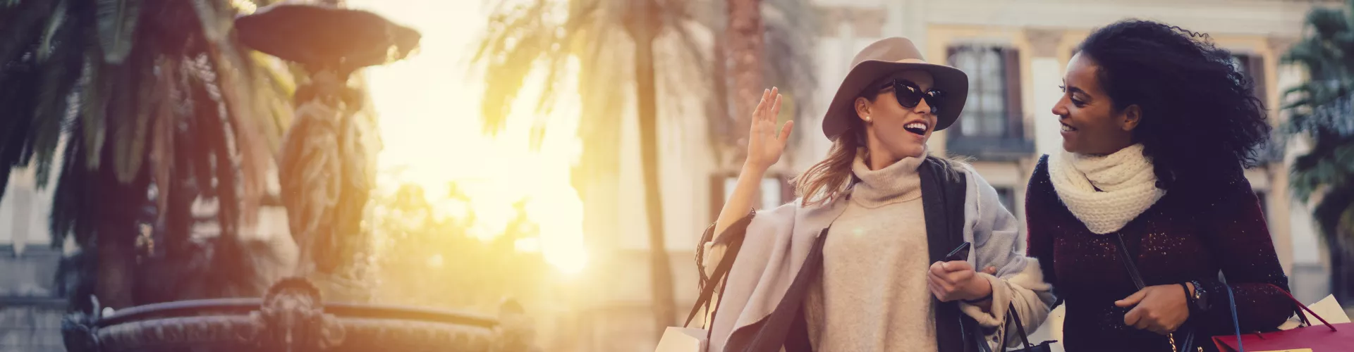 woman shopping outdoor