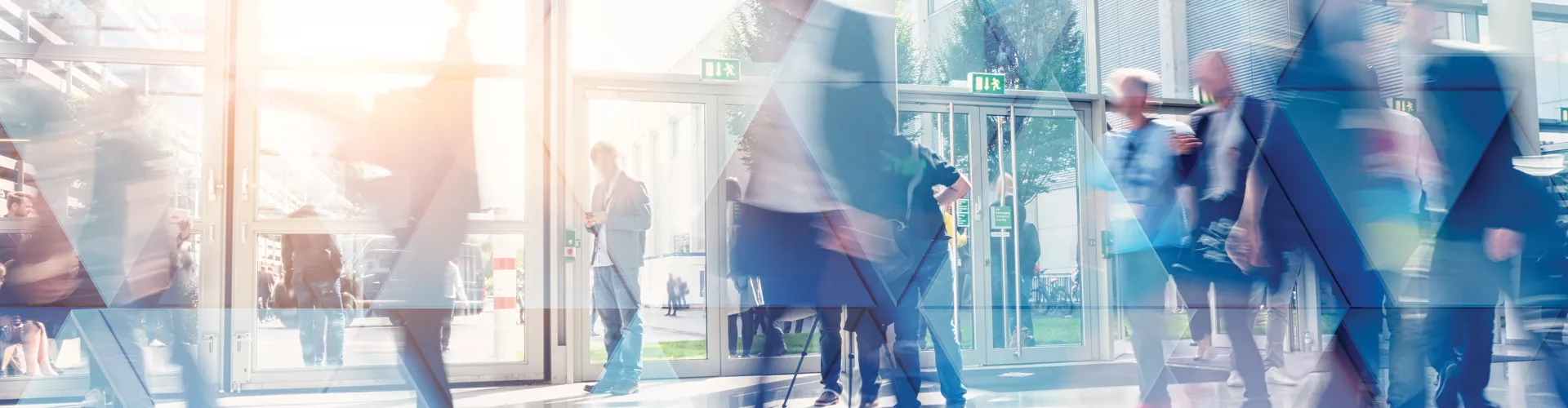 people_walking_blurry_diamond_reflections