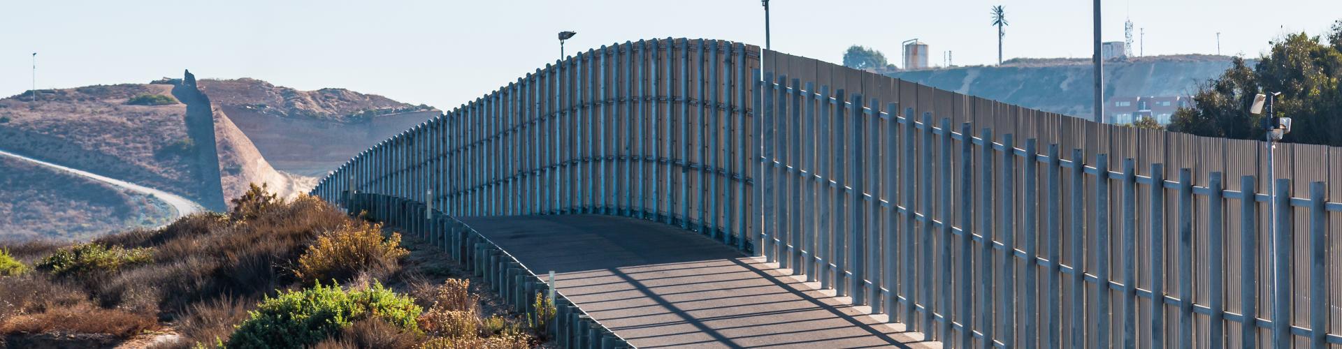 Border protection at wall