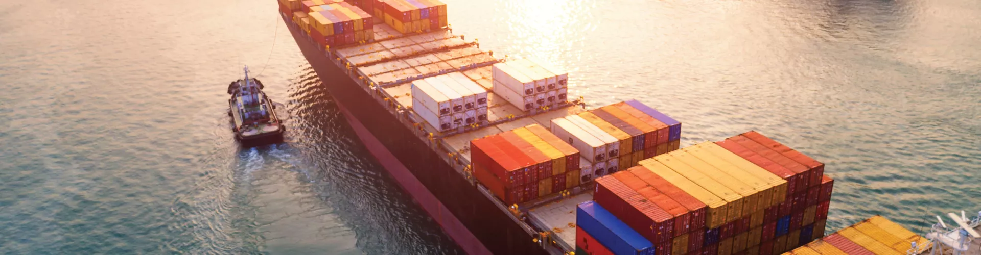 Harbor with cargoship containers