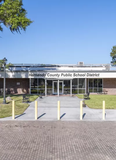 Exterior of Hernando school district office