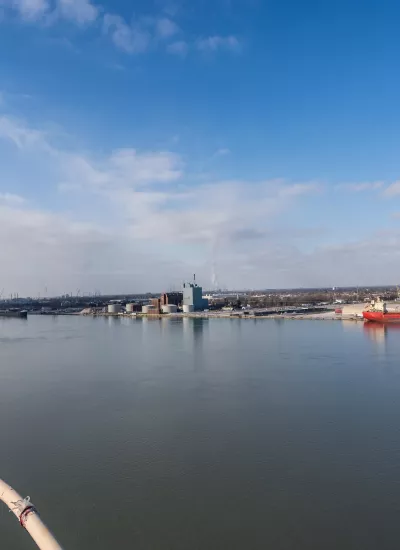 Q8752 Bispectral PTZ installed showing Windsor port environment