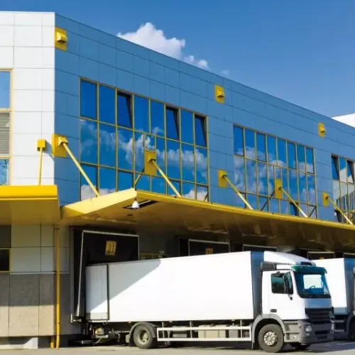 dhl loading deck