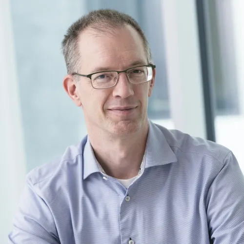 Stefan Lundberg is talking about AV