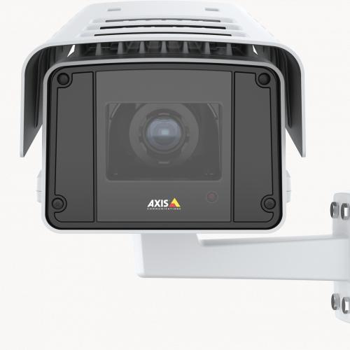 Caméra IP AXIS Q1645-LE, montée sur un mur, vue de face. 