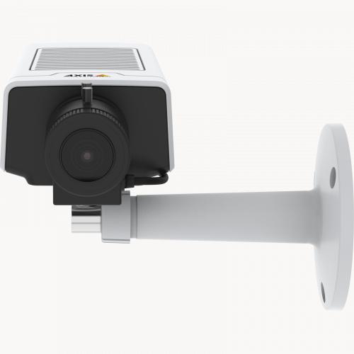 AXIS M1135 IP Camera has Lightfinder and Forensic WDR. The product is viewed from its front. 
