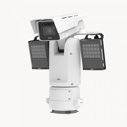 AXIS Q8685-E PTZ IP Camera montata con AXIS Q8685-E PTZ Network Camera